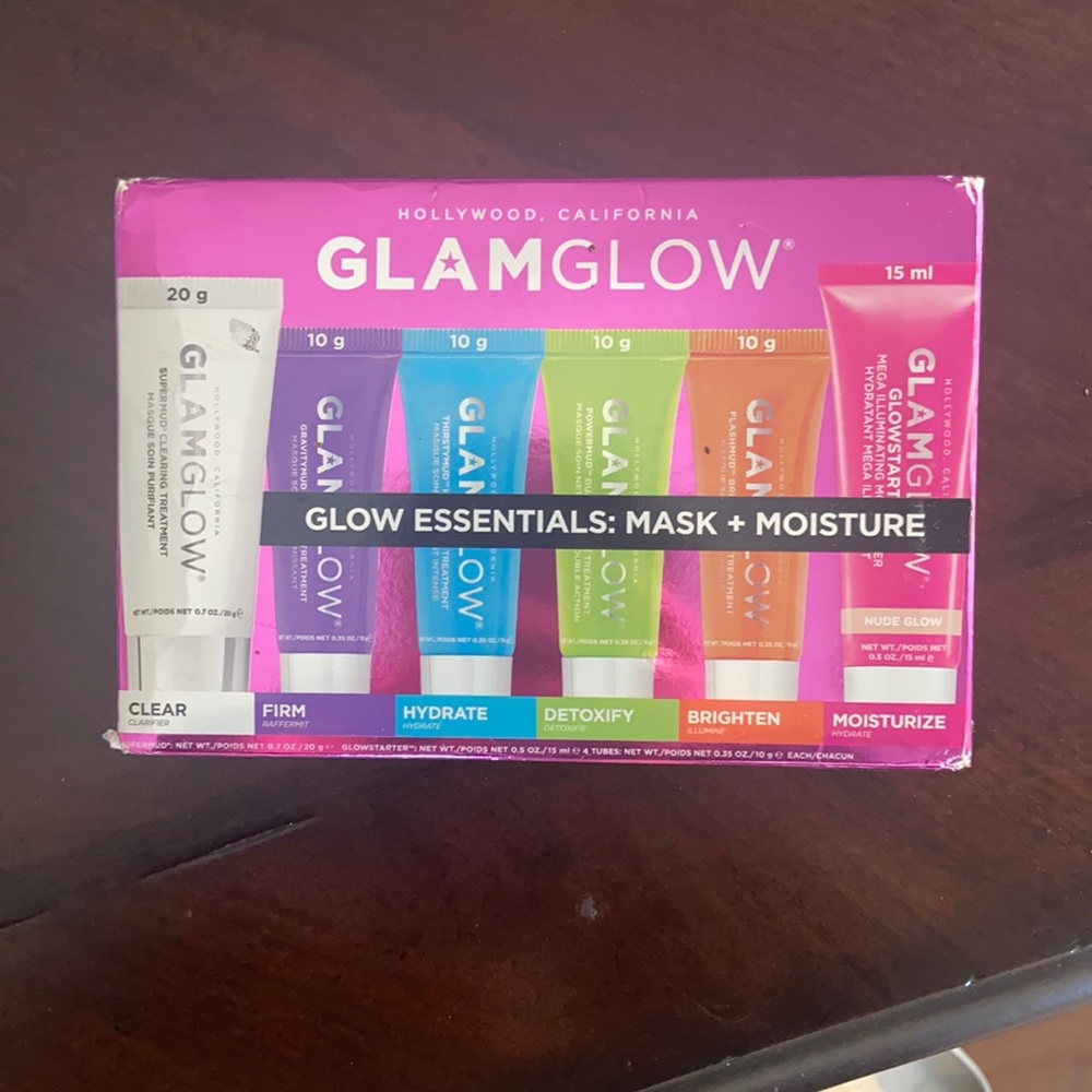 glam glow glow essentials mask + moisture